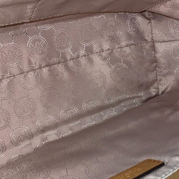 Michael Kors Beige / Brown Signature MK Kempton Shoulder Bag - Picture 3 of 6